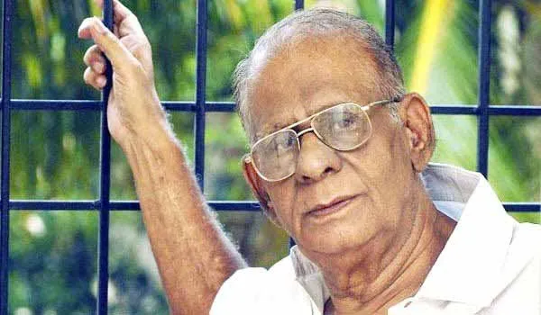 Director Mukhtar Srinivasan Stalin mourning